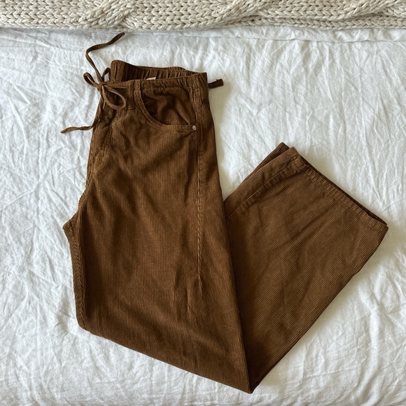 Zara Women’s Tan Corduroy Pants - Picture 3 of 5